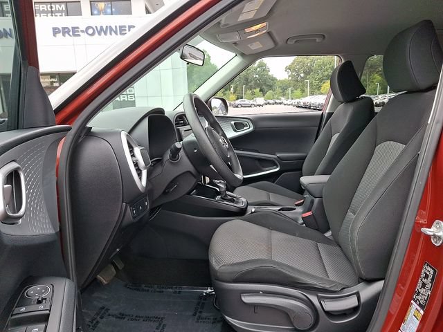 Used 2020 Kia Soul LX FWD image 22