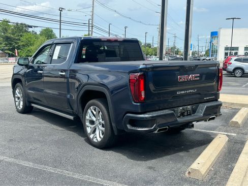 Used 2023 GMC Sierra 1500 Denali w/ Technology Package AWD/4WD image 7