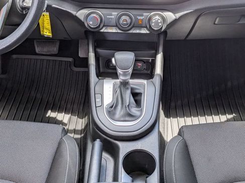 Used 2024 Kia Forte LXS FWD image 17