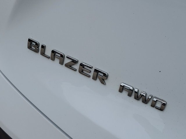 Used 2023 Chevrolet Blazer LT AWD/4WD image 31
