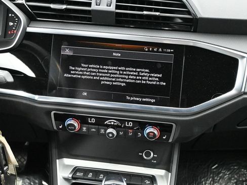 Certified 2025 Audi Q3 2.0T Premium AWD/4WD image 15