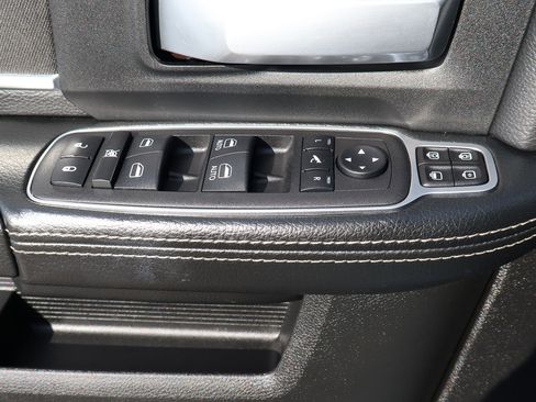 Used 2024 RAM 3500 Big Horn image 20