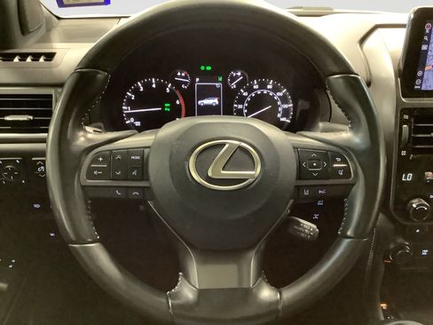 Used 2022 Lexus GX 460 w/ Black Line Special Edition AWD/4WD image 17