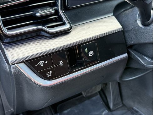 Used 2023 Kia Sportage SX FWD image 21