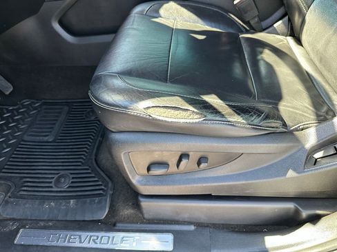 Used 2015 Chevrolet Tahoe LT image 14