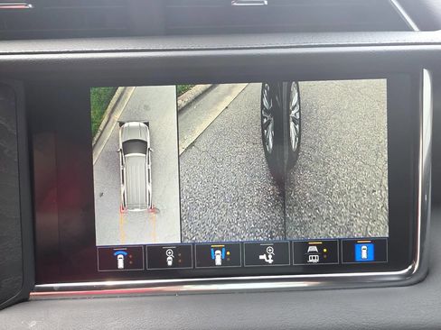 Used 2022 GMC Yukon Denali image 33