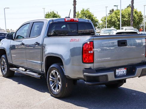 Used 2021 Chevrolet Colorado Z71 AWD/4WD image 9