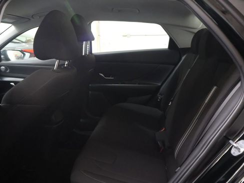 Used 2023 Hyundai Elantra SEL w/ Convenience Package FWD image 14