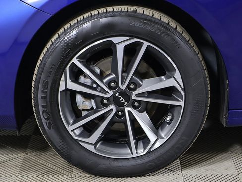 Used 2024 Kia Forte LXS w/ LXS Technology Package image 20