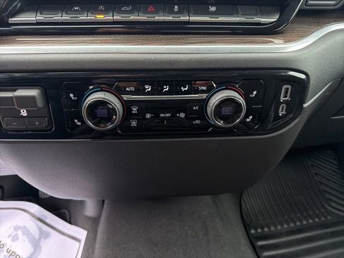 Certified 2026 Chevrolet Silverado 1500 LT AWD/4WD image 32