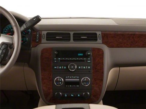 Used 2013 Chevrolet Silverado 1500 LT image 23