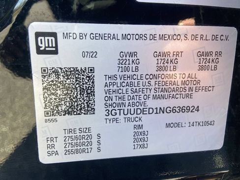 Certified 2022 GMC Sierra 1500 SLT w/ SLT Premium Package AWD/4WD image 34