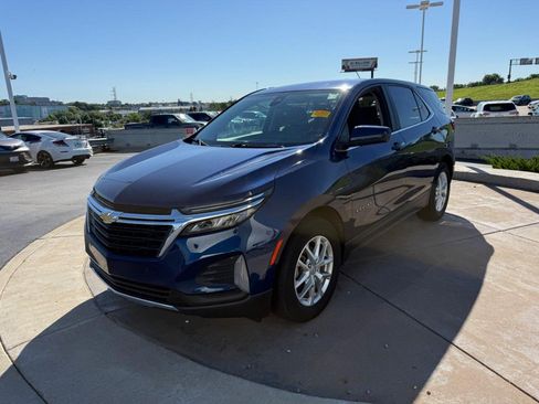 Used 2023 Chevrolet Equinox LT FWD image 11