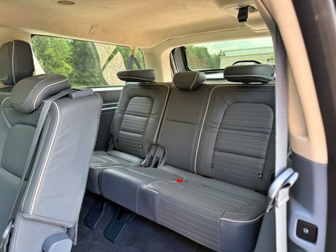 Used 2020 Lincoln Navigator L Black Label AWD/4WD image 21
