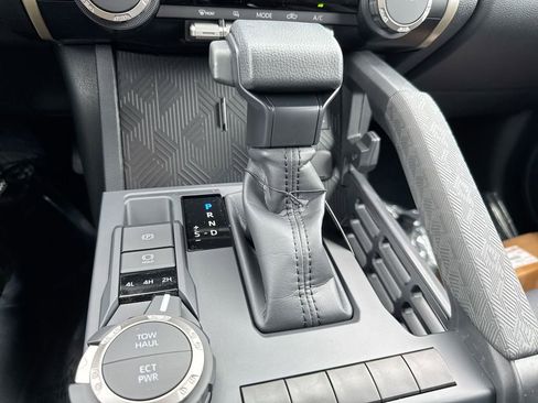 New 2025 Toyota Tacoma SR5 image 23