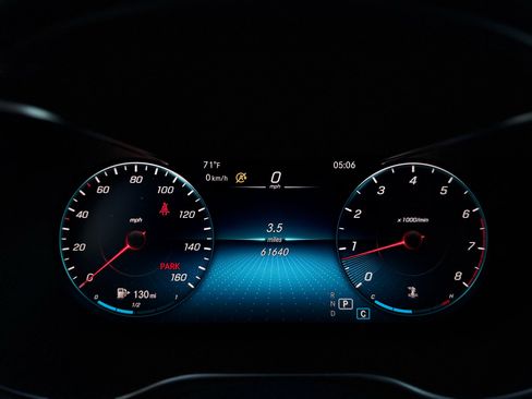 Used 2022 Mercedes-Benz GLC 300 image 24