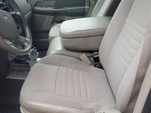 Used 2008 Dodge Ram 1500 Truck ST image 17