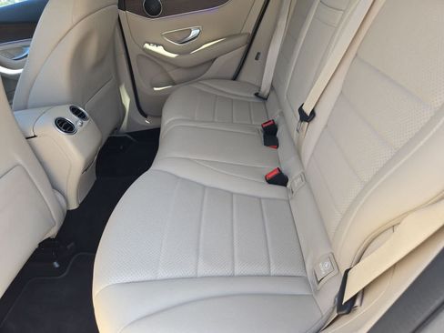 Used 2020 Mercedes-Benz GLC 300 4MATIC Coupe image 18