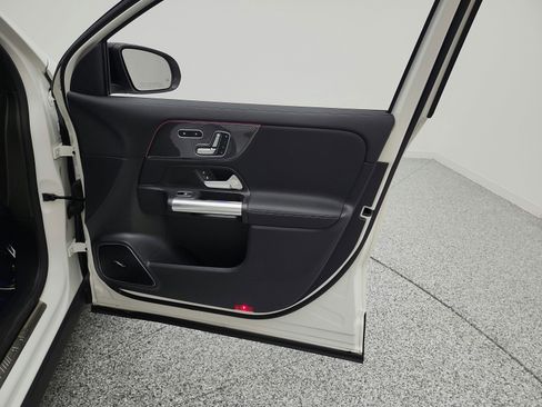 Used 2022 Mercedes-Benz GLA 45 AMG 4MATIC image 19