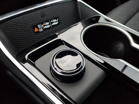 New 2026 Chevrolet Equinox LT w/ Convenience Package II image 11