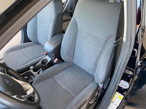 Used 2016 Ford Fiesta SE image 26