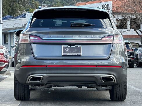 Certified 2022 Lincoln Nautilus Reserve w/ Luxury Package image 4