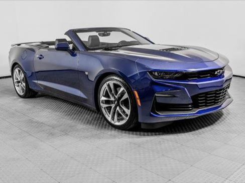 Used 2022 Chevrolet Camaro SS RWD image 11