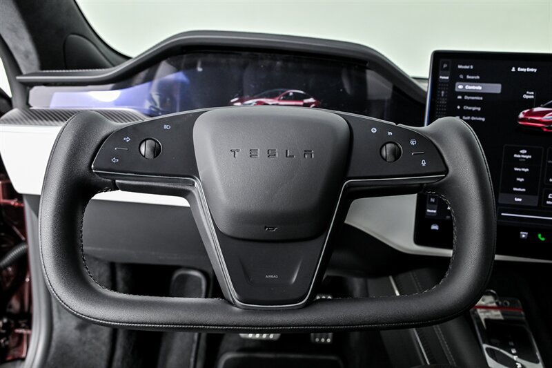 Used 2026 Tesla Model S Signature AWD/4WD image 22