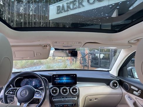 Used 2022 Mercedes-Benz GLC 300 w/ Premium Package Lite image 51