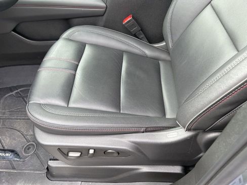 Used 2025 Chevrolet Suburban RST w/ Comfort Package image 20