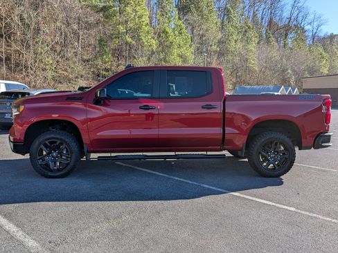 Used 2024 Chevrolet Silverado 1500 LT Trail Boss w/ LT Trail Boss Premium Package image 6