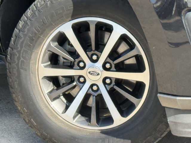 Used 2019 Ford Expedition Max XLT RWD image 35