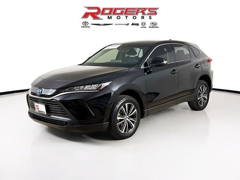 Certified 2022 Toyota Venza LE AWD/4WD image 8