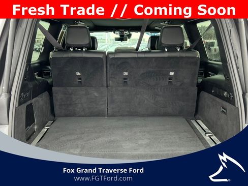 Used 2024 Jeep Grand Wagoneer L Series III image 36