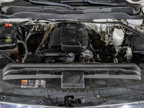 Used 2018 Chevrolet Silverado 3500 W/T image 38