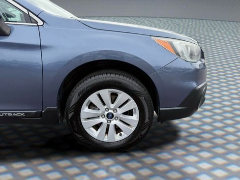 Used 2016 Subaru Outback 2.5i Premium AWD/4WD image 12