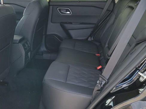 New 2026 Nissan Rogue Platinum w/ Tech Package image 7