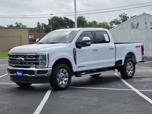 Used 2026 Ford F250 Lariat w/ Chrome Package AWD/4WD image 4