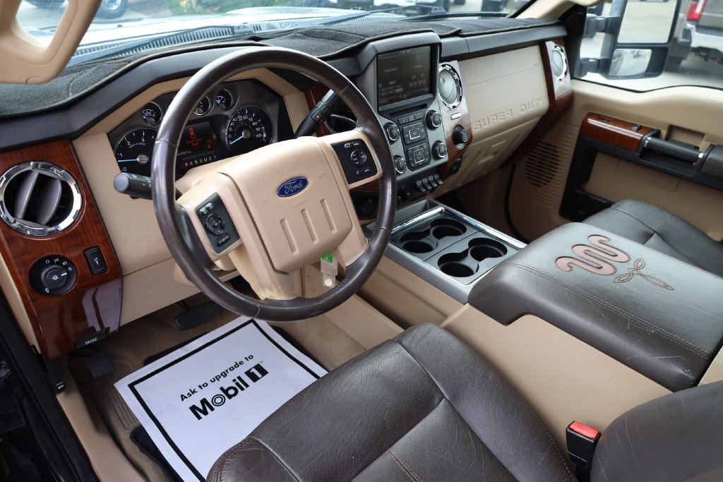 Used 2016 Ford F250 King Ranch w/ FX4 Off-Road Package AWD/4WD image 12