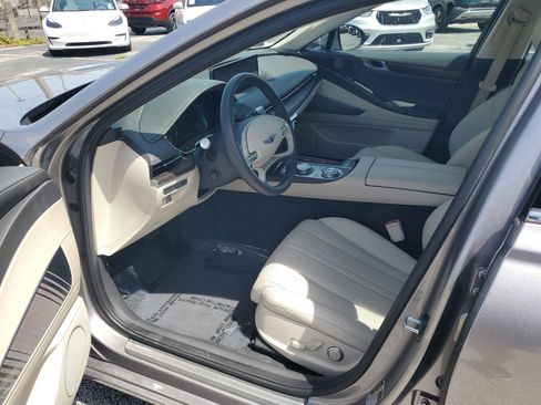 Used 2023 Genesis G80 2.5T w/ Advanced Package RWD image 12