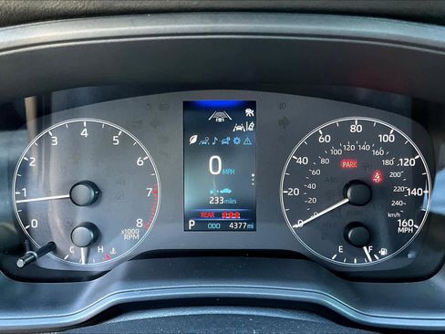 Certified 2025 Toyota Corolla SE image 24