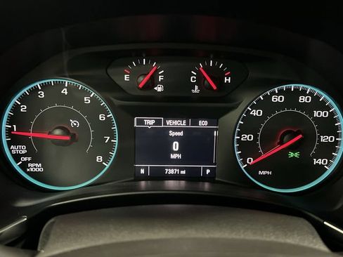 Used 2018 Chevrolet Equinox LT FWD image 12