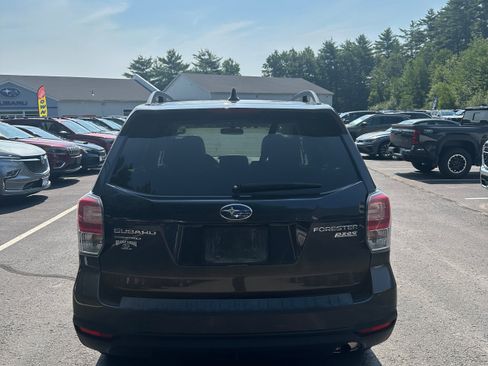 Used 2018 Subaru Forester 2.5i Premium AWD/4WD image 6