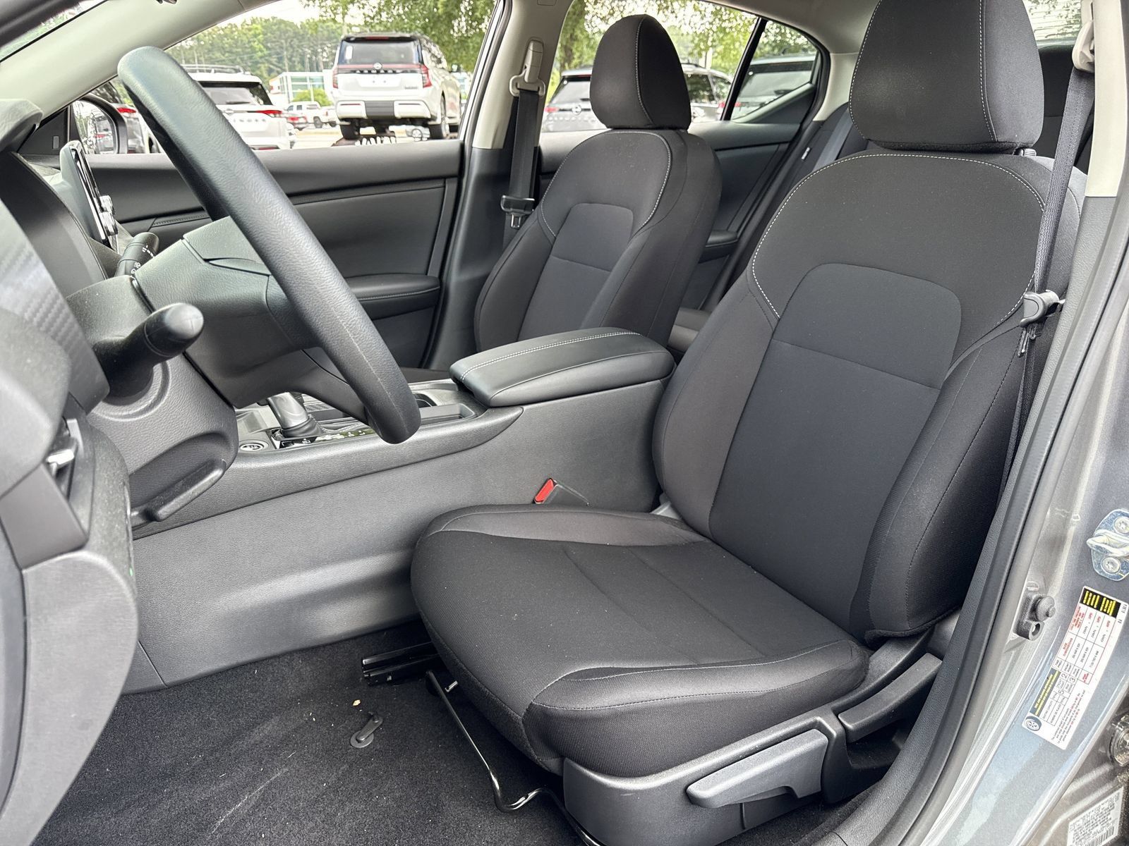Used 2025 Nissan Sentra S FWD image 11