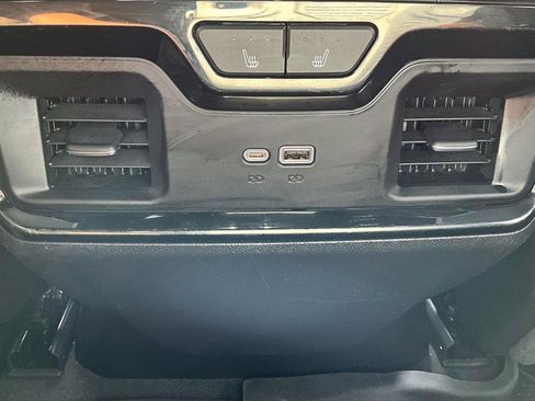 Used 2023 Chevrolet Silverado 1500 ZR2 w/ Technology Package image 33