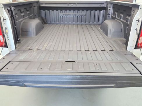Used 2024 GMC Sierra 1500 Denali AWD/4WD image 36