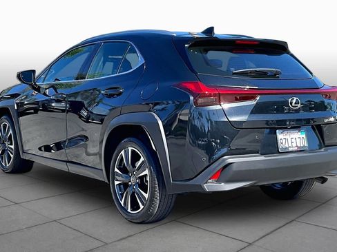 Used 2022 Lexus UX 200 w/ Accessory Package (Z1) FWD image 11