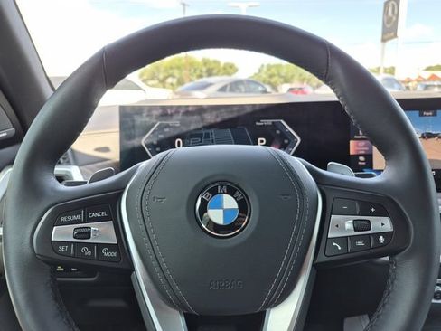 Used 2025 BMW X5 sDrive40i w/ Premium Package RWD image 25