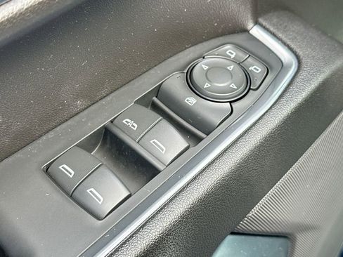 Used 2023 Chevrolet Silverado 1500 LT image 18