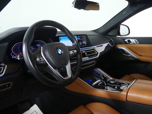 Used 2022 BMW X6 xDrive40i AWD/4WD image 11